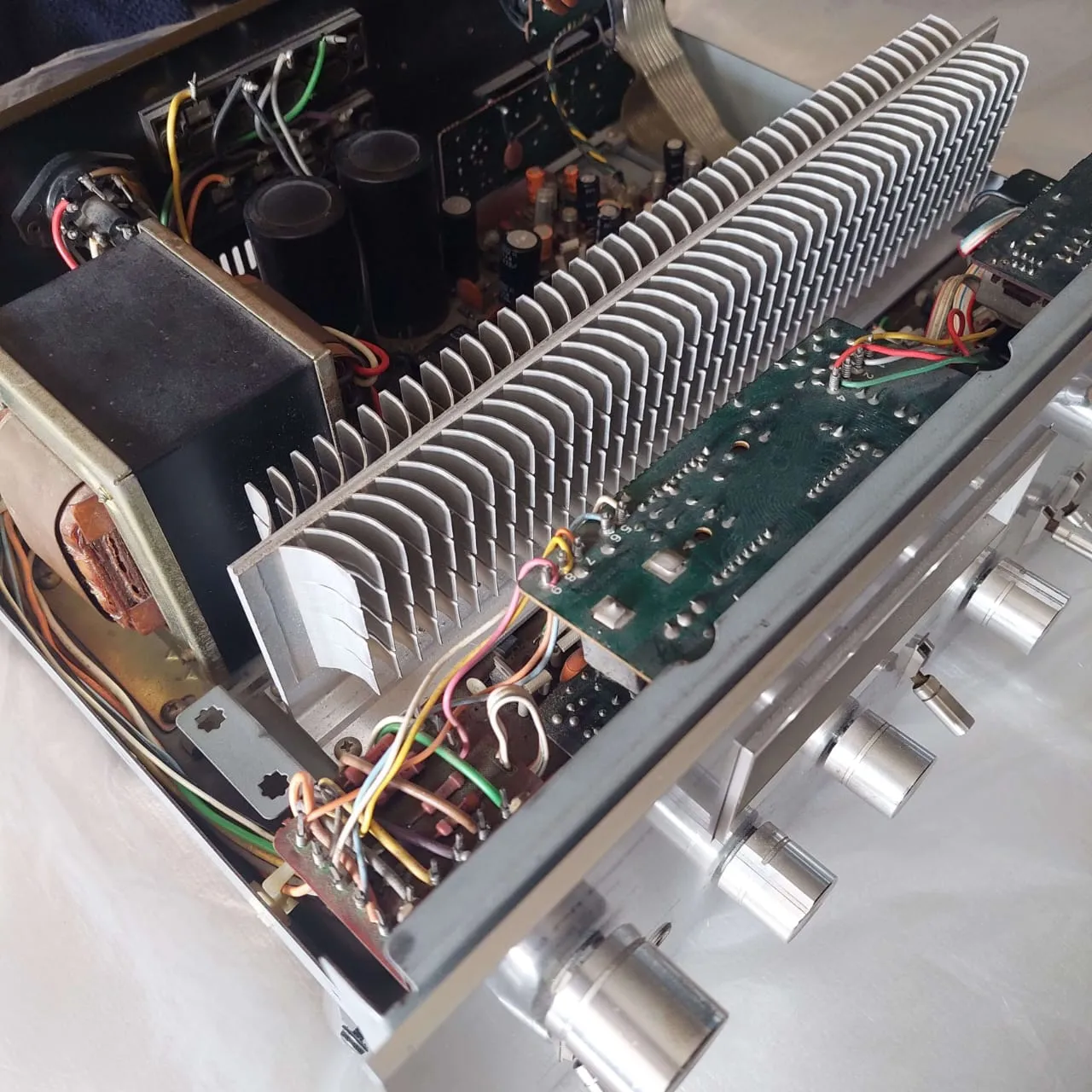 Reparación de equipo de sonido profesional