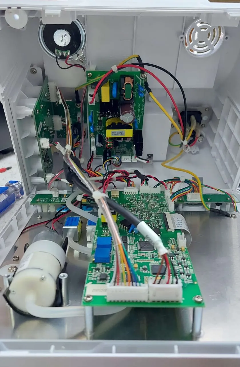 Mantenimiento técnico de equipo médico