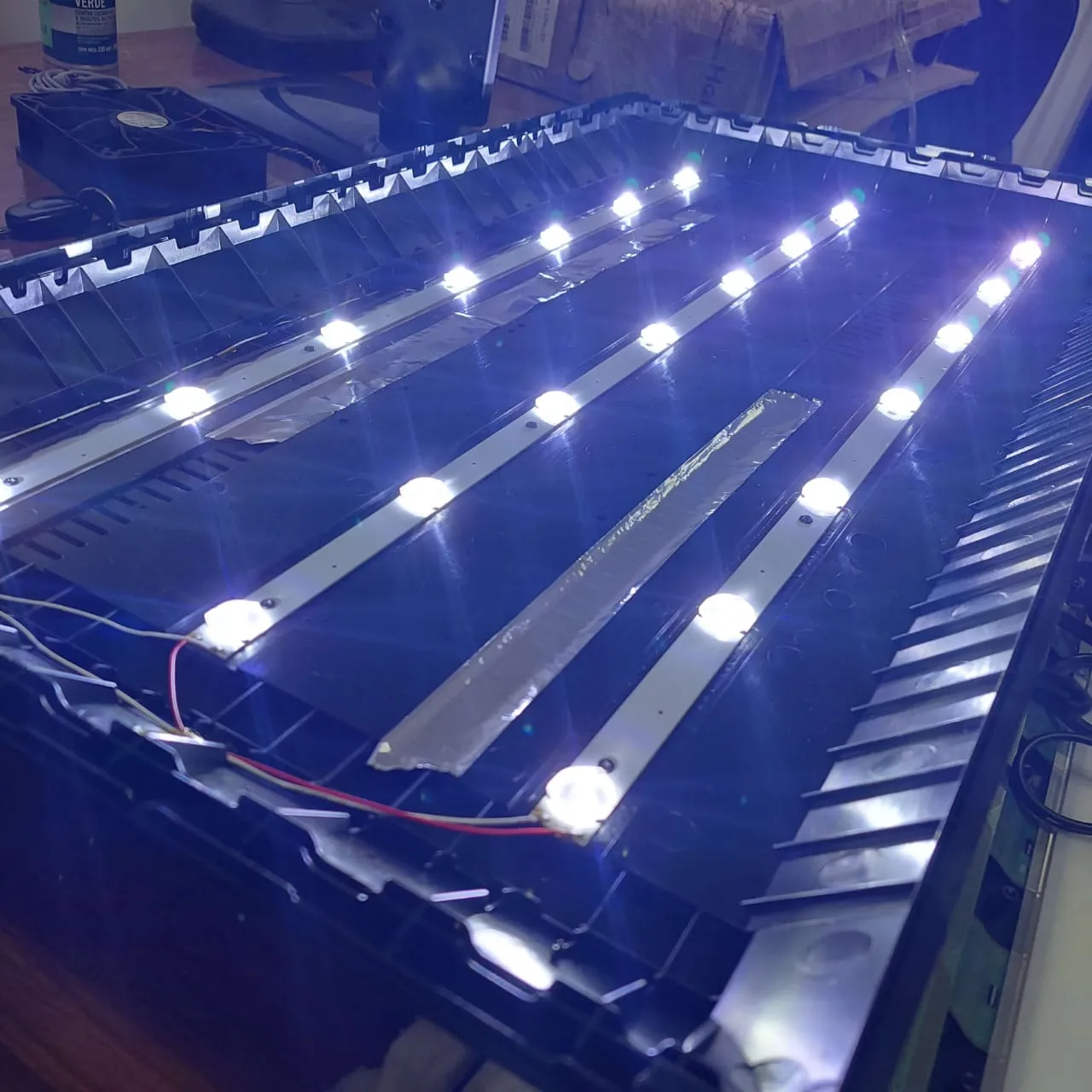 Reparación y cambio de regletas LED de TV